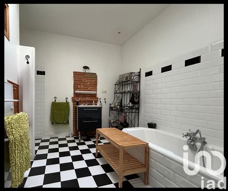 Maison - 196 m² - 5 pièces