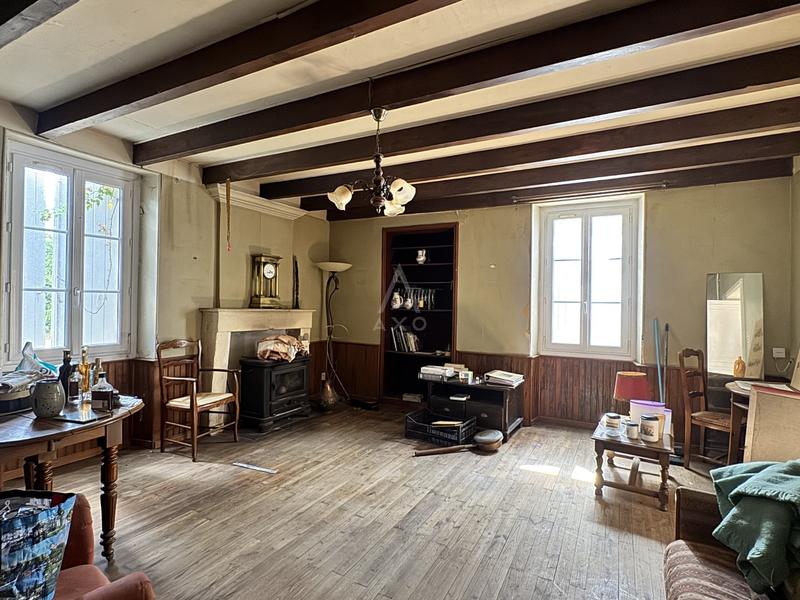 Maison - 162 m² - 10 pièces