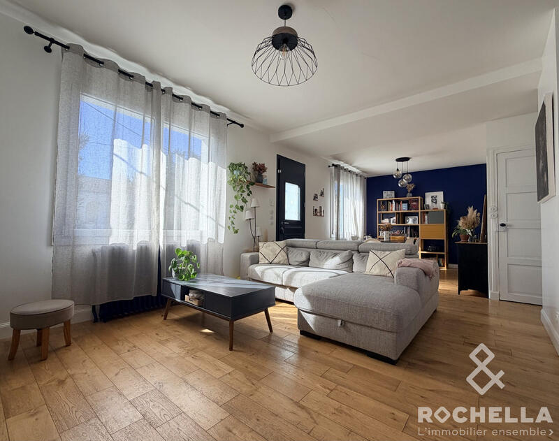 Maison traditionnelle - 117 m² - 5 pièces