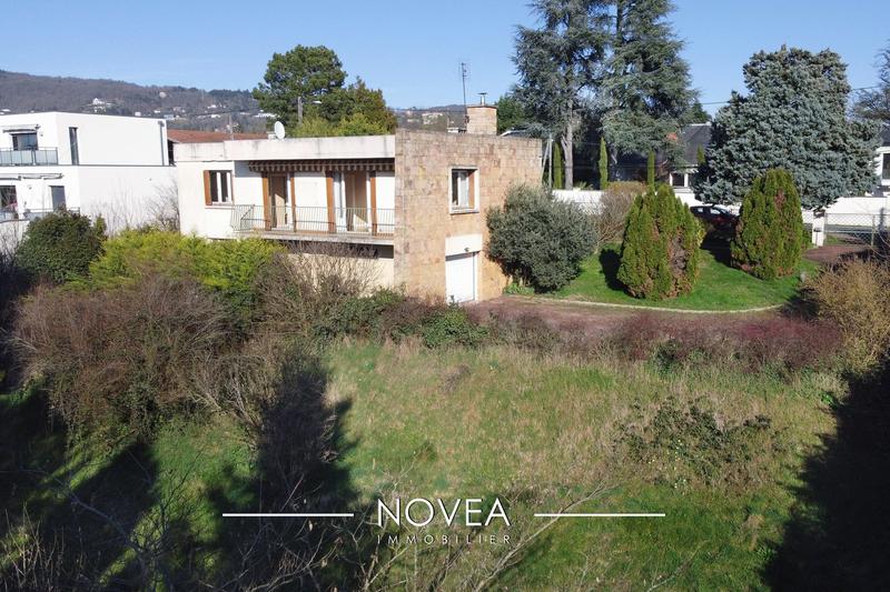 Maison - 83 m² - 5 pièces