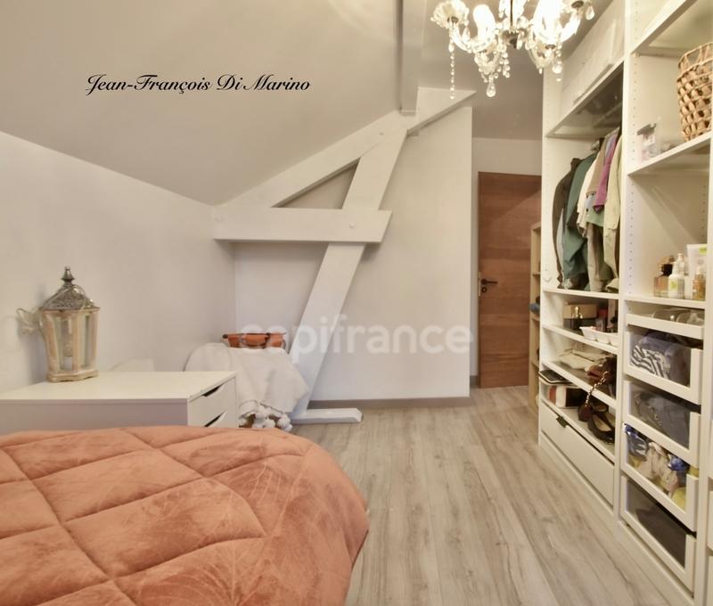 Maison - 112 m² - 4 pièces