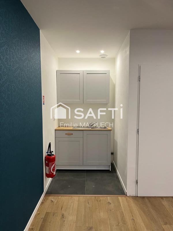 Bureau - 51 m² - 2 pièces