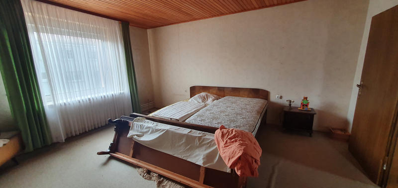 Maison - 223 m² - 8 pièces