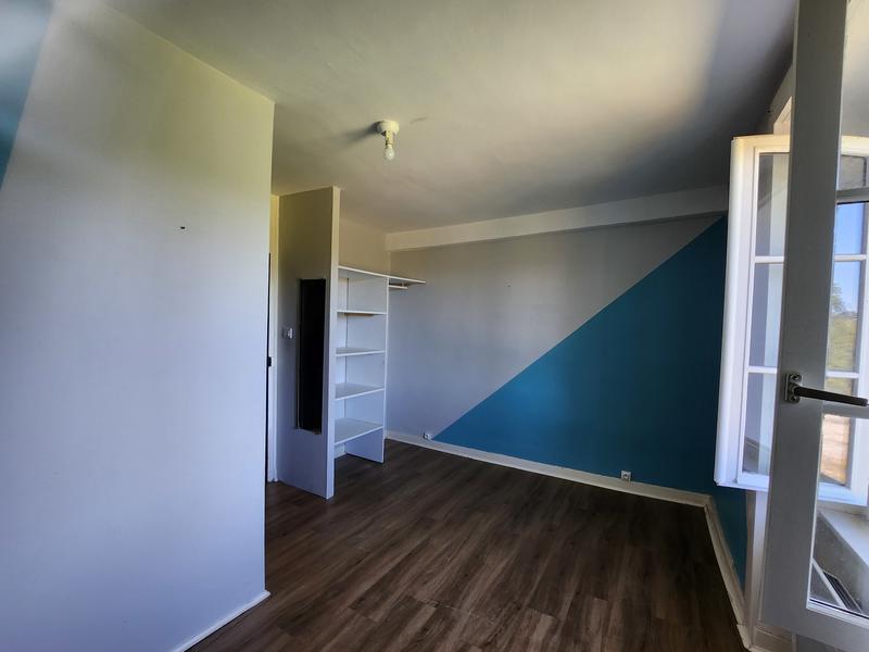 Maison - 163 m² - 9 pièces