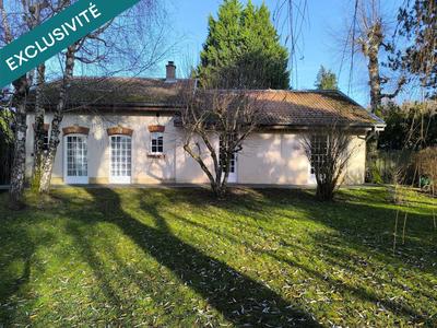 Maison de maîtres - 161 m² - 7 pièces