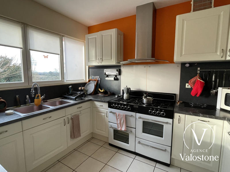 Appartement - 197 m² - 10 pièces