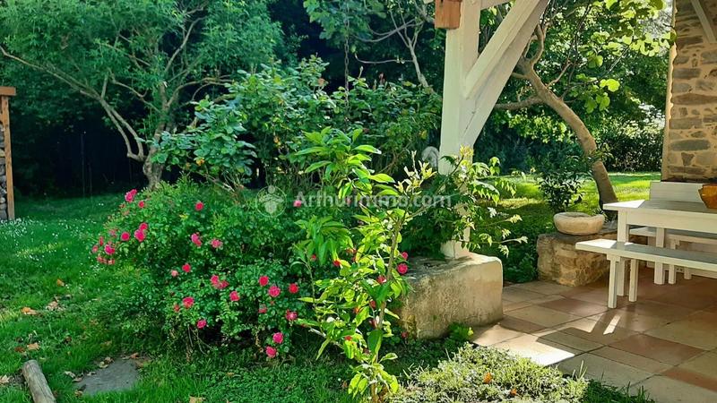 Maison - 262 m² - 7 pièces