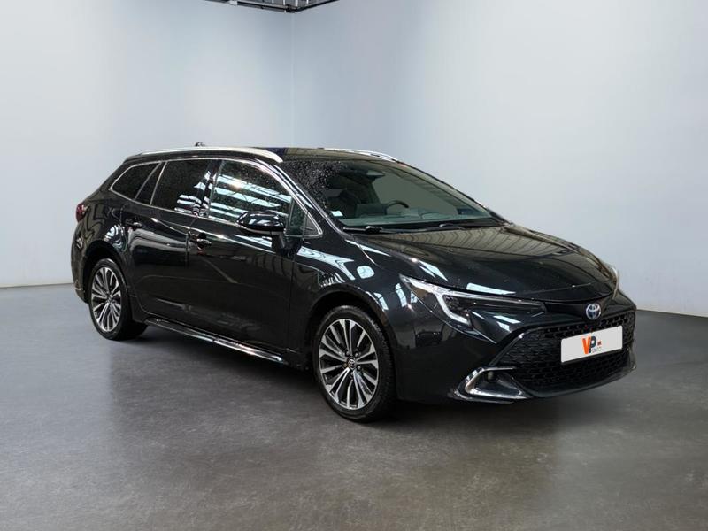 Toyota corolla touring sports Hybride 196ch Design