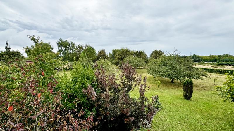 Maison - 348 m² - 11 pièces