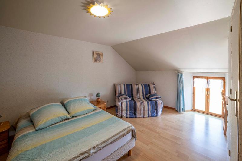 Maison - 365 m² - 7 pièces