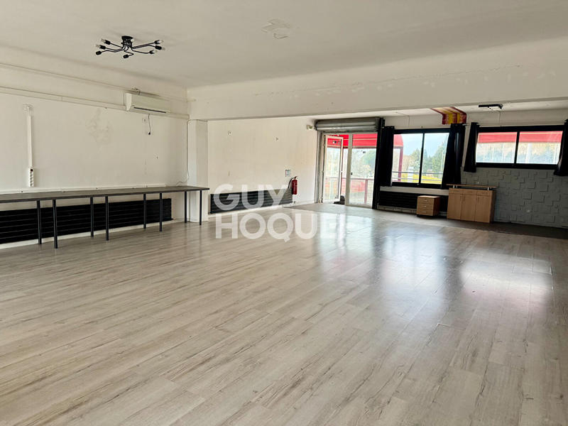 Local commercial - 131 m²