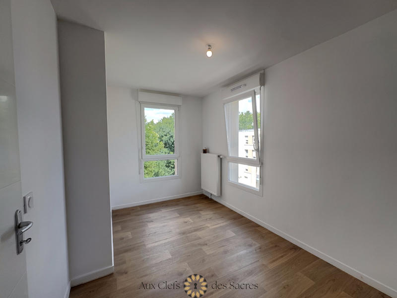 Appartement - 94 m² - 5 pièces