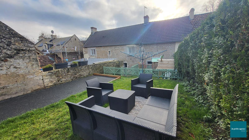 Maison - 147 m² - 8 pièces