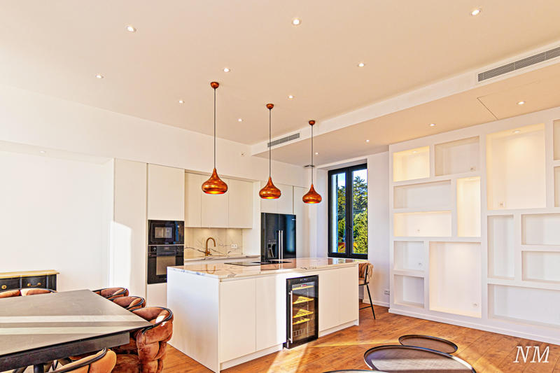 Appartement - 85 m² - 3 pièces