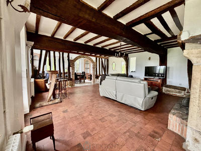 Maison - 206 m² - 7 pièces