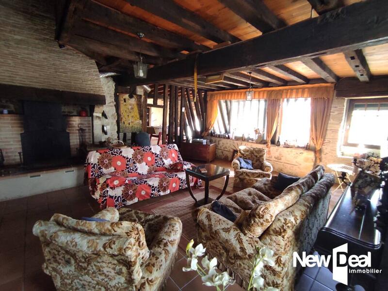Maison de village - 200 m² - 8 pièces