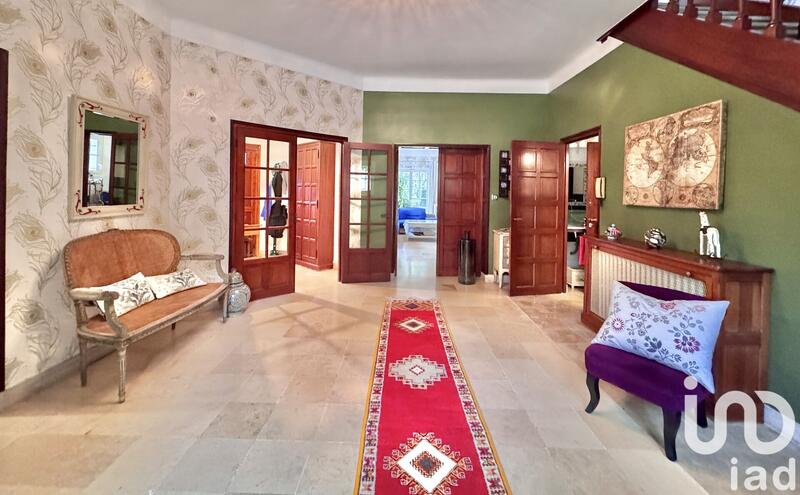 Maison de campagne - 214 m² - 6 pièces