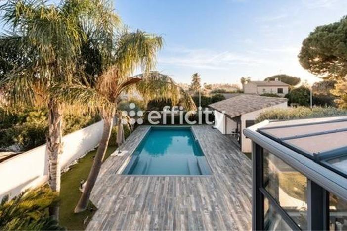 Villa - 344 m² - 7 pièces