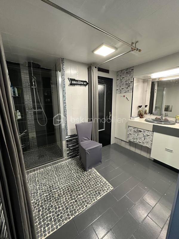 Maison ancienne - 180 m² - 7 pièces