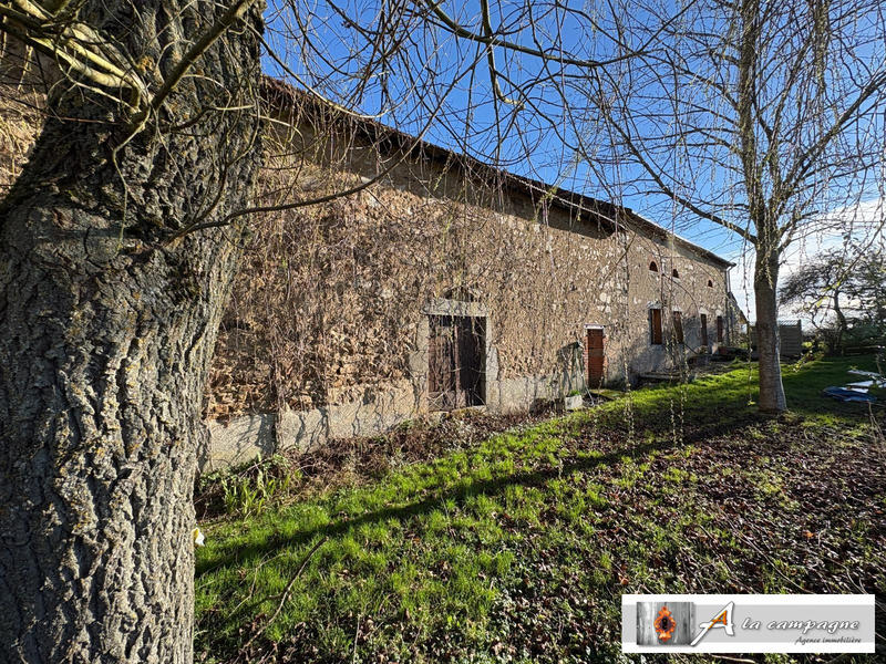 Maison ancienne - 151 m² - 7 pièces