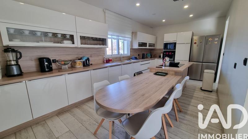 Maison - 148 m² - 5 pièces