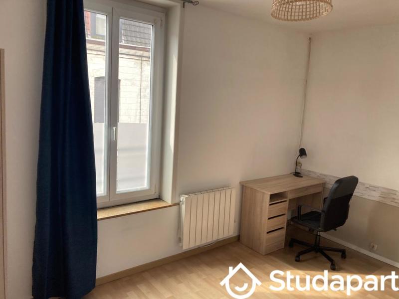 Chambre - 13 m² - 1 pièce