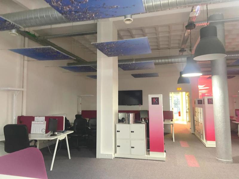 Bureau - 900 m²