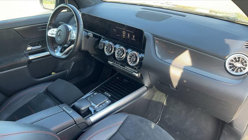 Mercedes Classe Gla 200 163 7g-Dct Amg Line - Automatique Toit ouvrant