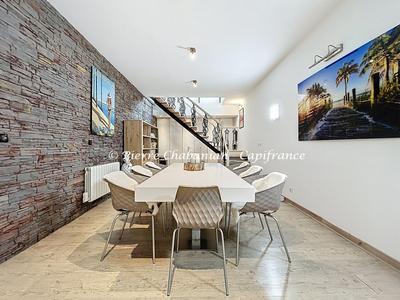 Duplex - 180 m² - 5 pièces