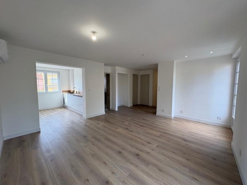 Maison - 104 m² - 5 pièces