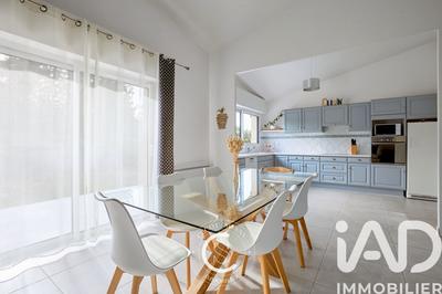 Maison de maîtres - 90 m² - 4 pièces