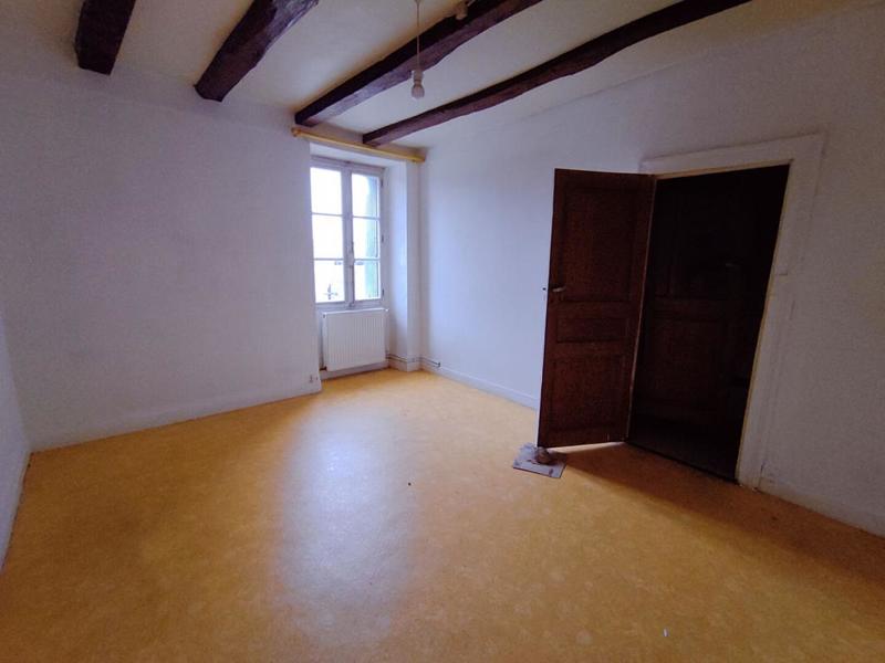 Maison de village - 90 m² - 3 pièces