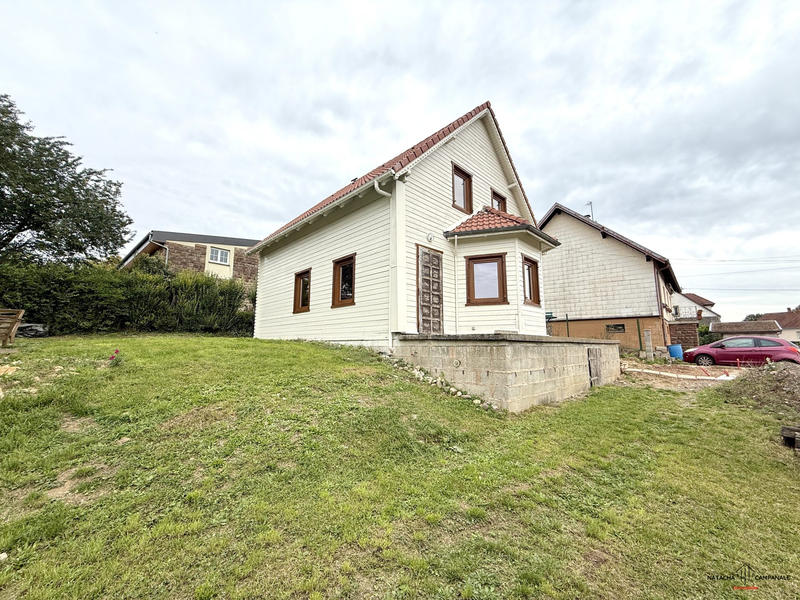 Maison - 87 m² - 4 pièces