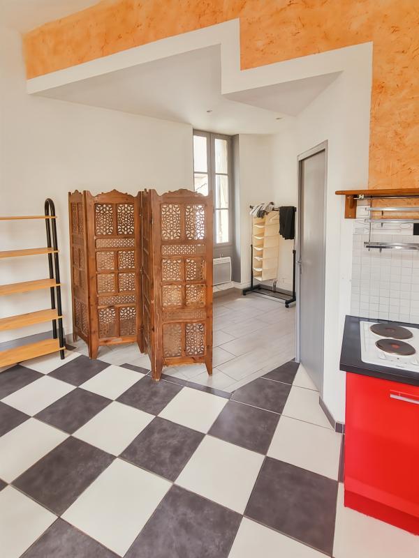 Immeuble - 170 m² - 8 pièces