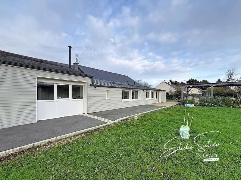 Maison - 168 m² - 8 pièces