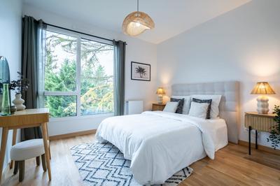 Appartement - 90 m² - 4 pièces