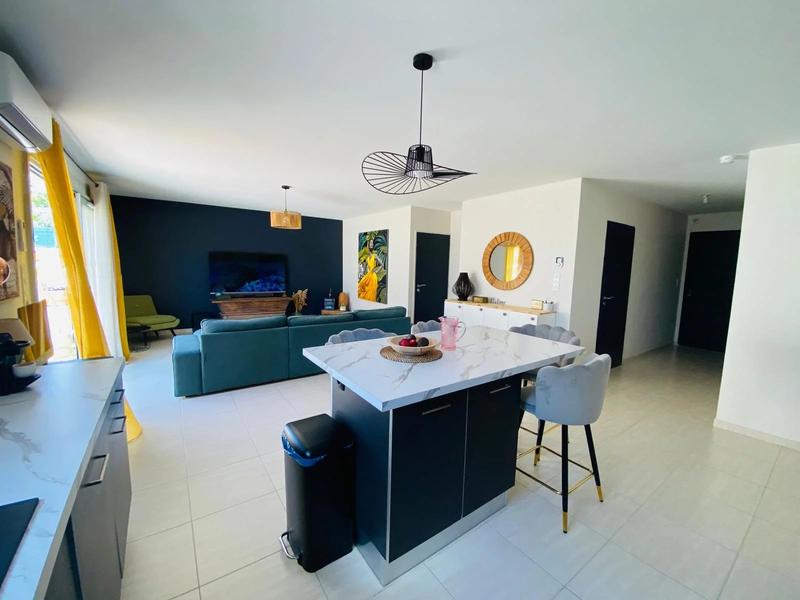 Maison - 91 m² - 4 pièces