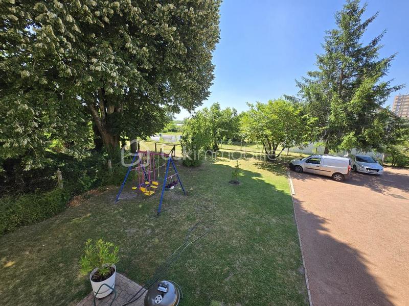 Pavillon - 182 m² - 6 pièces