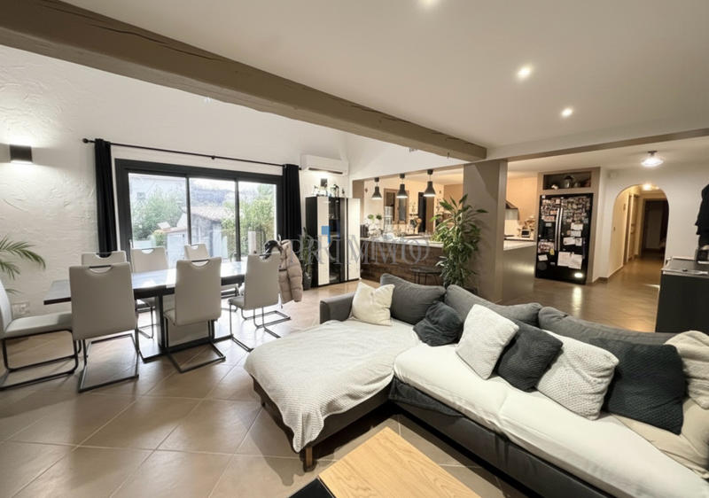 Maison - 121 m² - 5 pièces