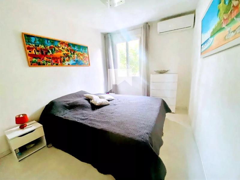 Maison - 98 m² - 4 pièces