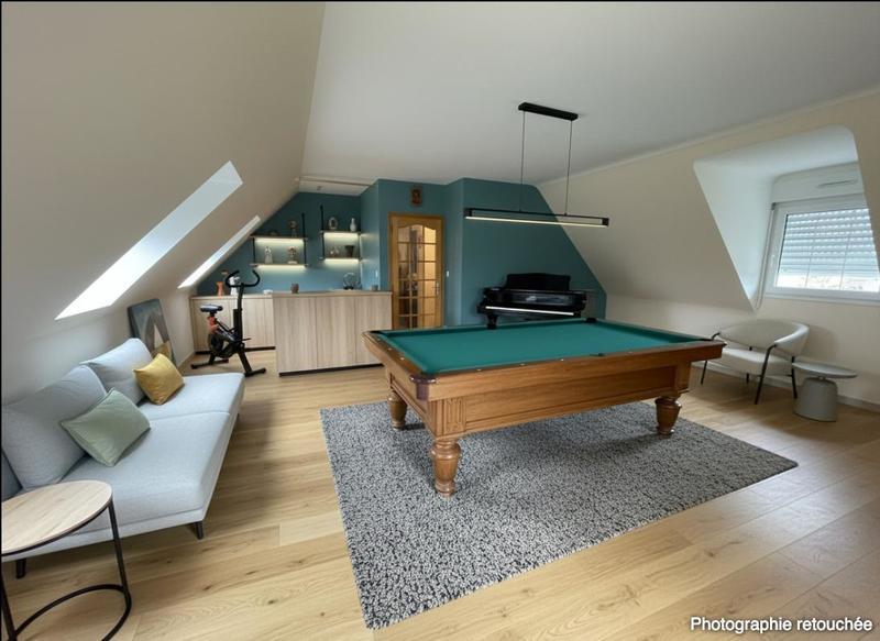 Maison - 187 m² - 8 pièces