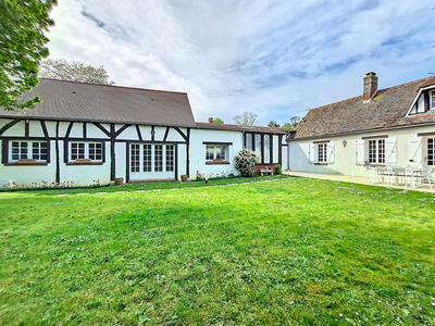 Maison - 270 m² - 10 pièces