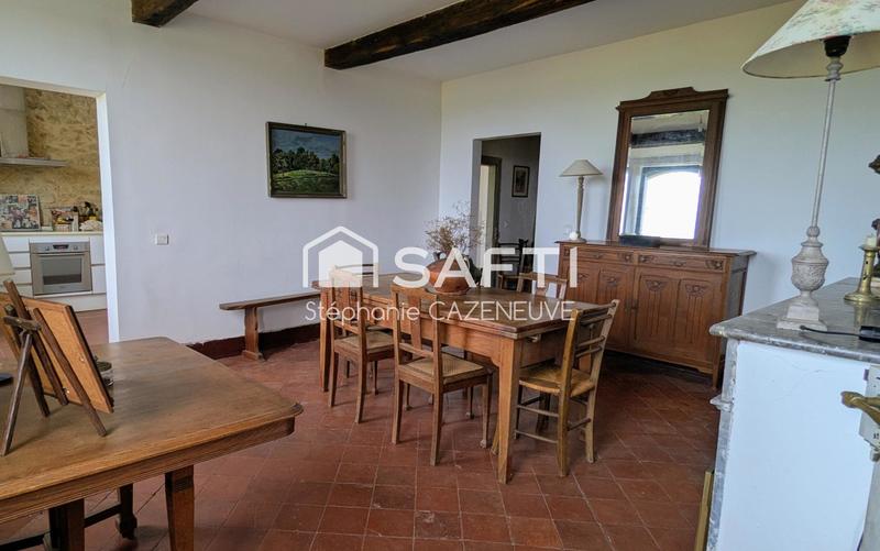 Maison - 233 m² - 9 pièces