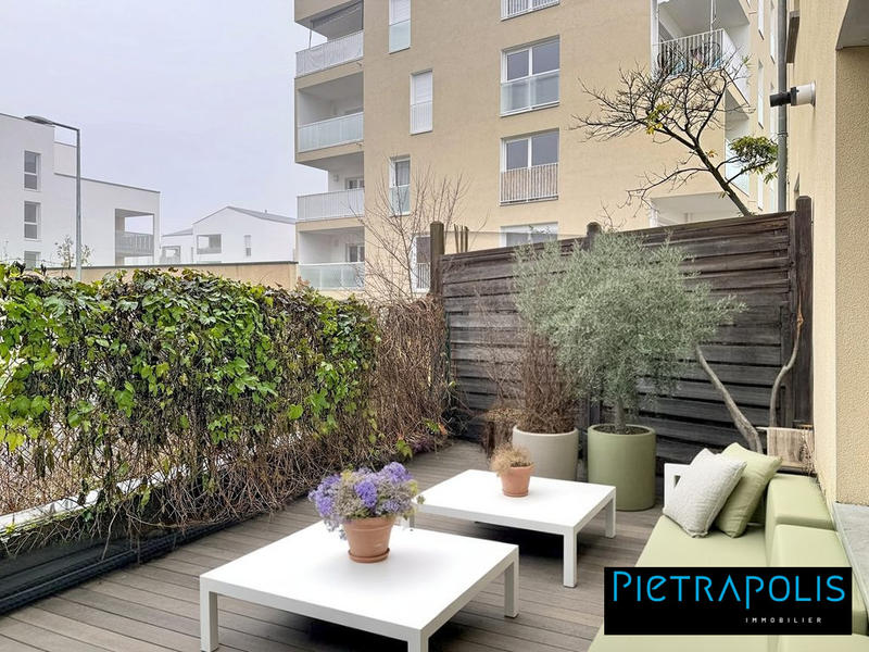 Appartement - 82 m² - 4 pièces