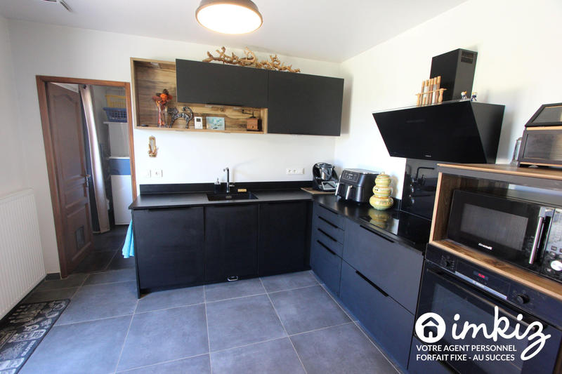 Maison - 180 m² - 7 pièces