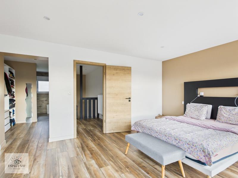 Maison - 118 m² - 5 pièces