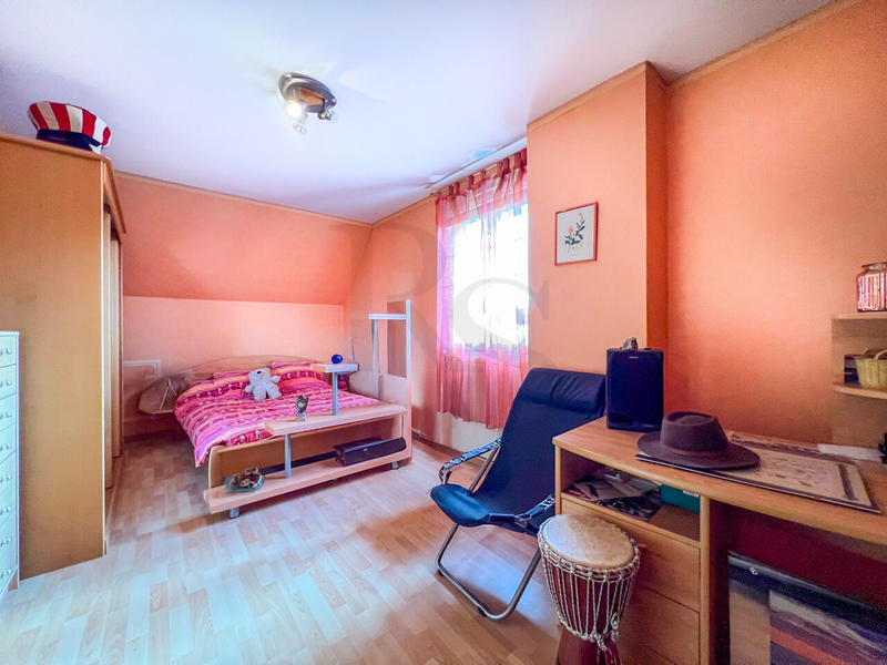 Maison - 135 m² - 6 pièces