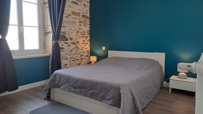 Maison - 242 m² - 9 pièces