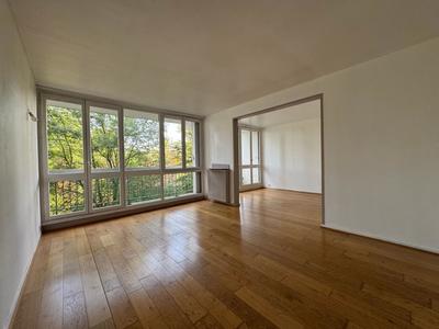 Appartement - 77 m² - 4 pièces