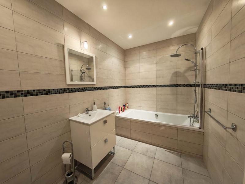 Maison - 137 m² - 5 pièces